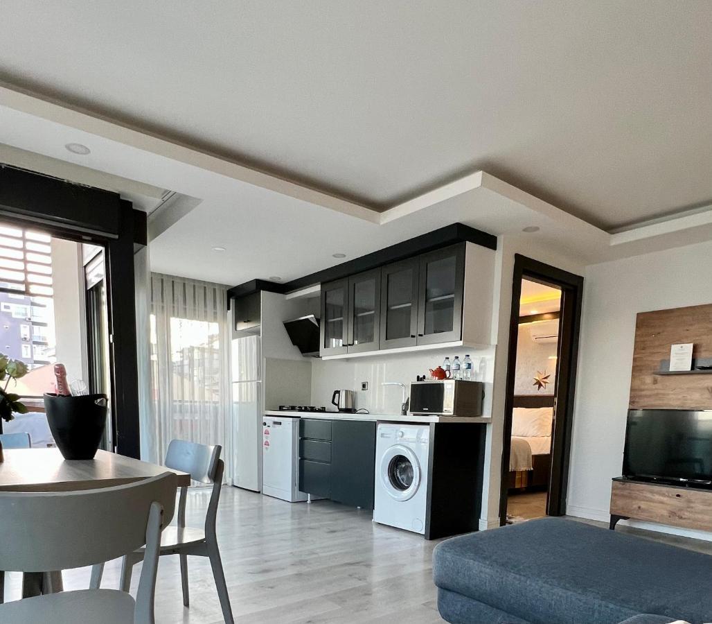 Only One Suites & Residences Анталия Екстериор снимка