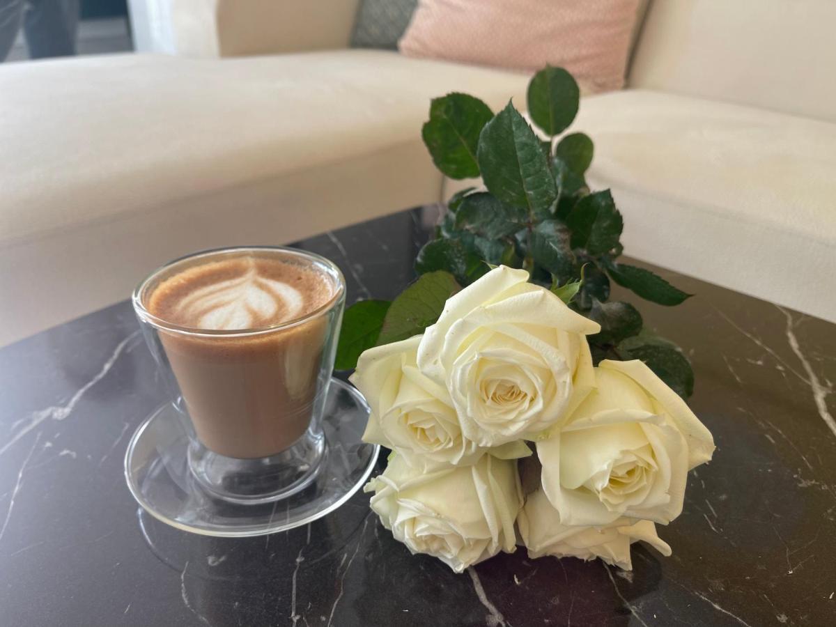 Only One Suites & Residences Анталия Екстериор снимка