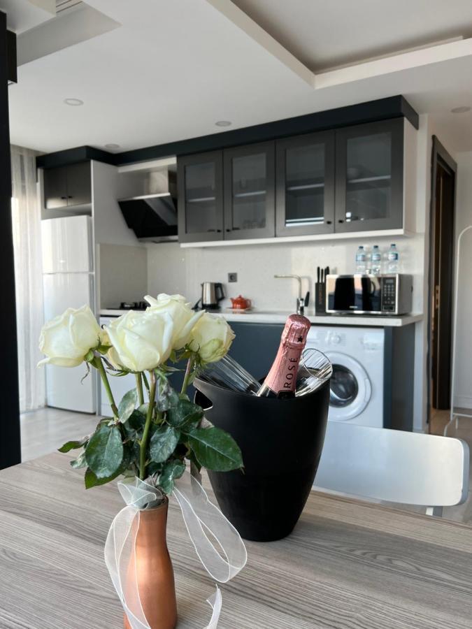 Only One Suites & Residences Анталия Екстериор снимка