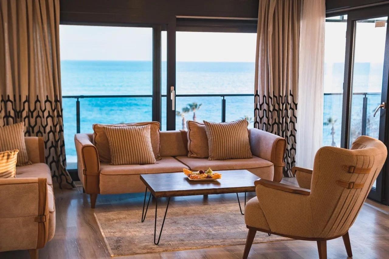 Only One Suites & Residences Анталия Екстериор снимка
