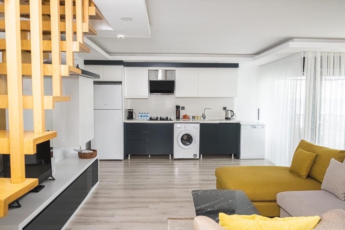 Only One Suites & Residences Анталия Екстериор снимка