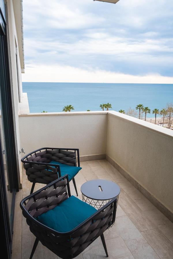 Only One Suites & Residences Анталия Екстериор снимка
