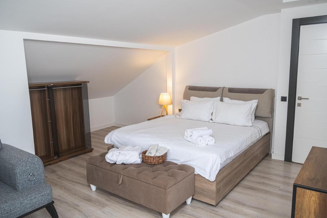 Only One Suites & Residences Анталия Екстериор снимка
